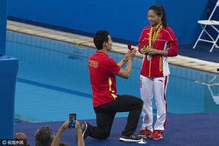 秦凯求婚吃瓜视频,甜蜜瞬间引网友热议